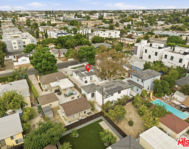 6328 Camellia Avenue - Photo Thumbnail 23