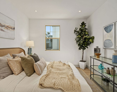 130 S Sepulveda Boulevard - Photo Thumbnail 6