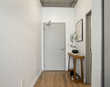645 W 9th Street - Photo Thumbnail 2