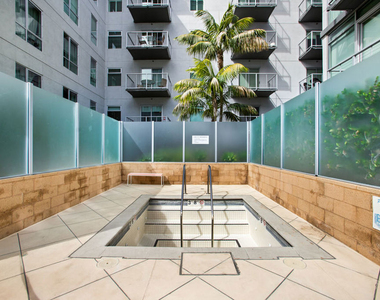 645 W 9th Street - Photo Thumbnail 18