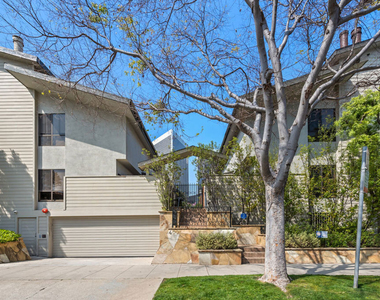 407 S Spalding Drive - Photo Thumbnail 30