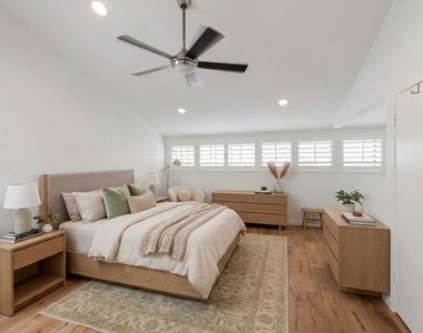 407 S Spalding Drive - Photo Thumbnail 12