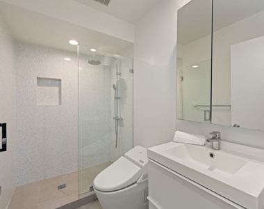 407 S Spalding Drive - Photo Thumbnail 24