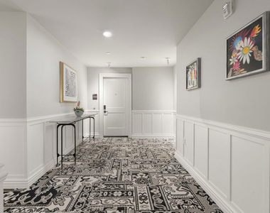7428 Santa Monica Boulevard - Photo Thumbnail 25