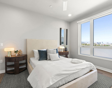 7428 Santa Monica Boulevard - Photo Thumbnail 12