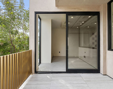 1021 N Ogden Drive - Photo Thumbnail 12