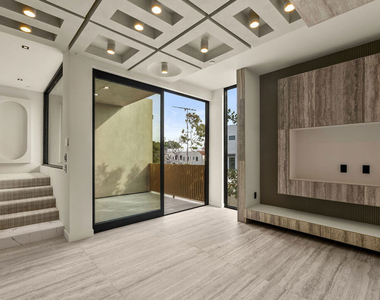 1021 N Ogden Drive - Photo Thumbnail 27