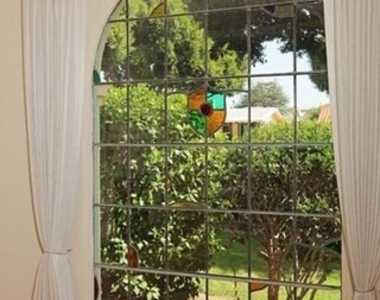 1054 Princeton Street - Photo Thumbnail 4
