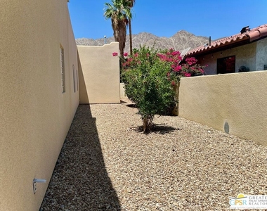 51220 Avenida Velasco - Photo Thumbnail 24