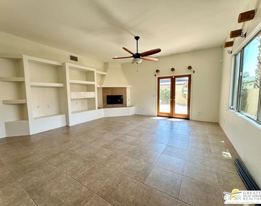 51220 Avenida Velasco - Photo Thumbnail 2