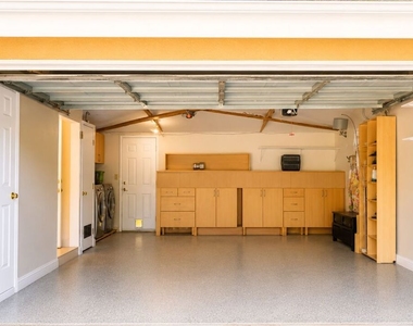 23018 Bigler Street - Photo Thumbnail 32