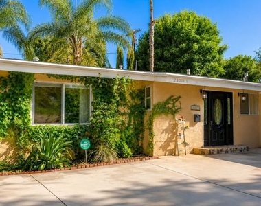 23018 Bigler Street - Photo Thumbnail 31