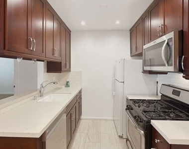 3640 Cardiff Avenue - Photo Thumbnail 5