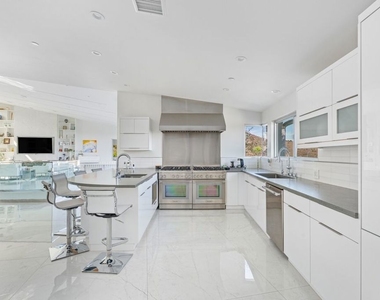 28405 Via Acero Street - Photo Thumbnail 15