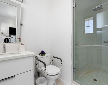 28405 Via Acero Street - Photo Thumbnail 30