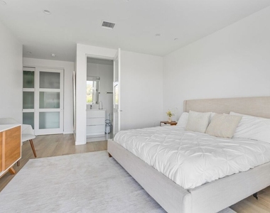 28405 Via Acero Street - Photo Thumbnail 26