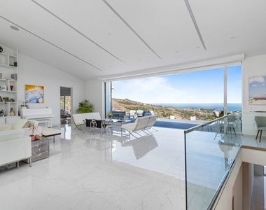 28405 Via Acero Street - Photo Thumbnail 9