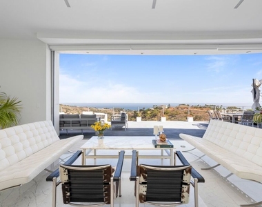 28405 Via Acero Street - Photo Thumbnail 4