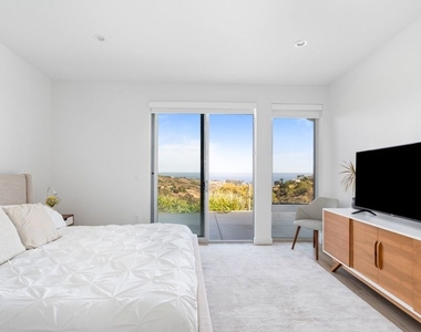 28405 Via Acero Street - Photo Thumbnail 25