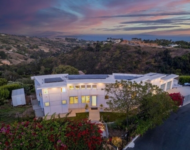 28405 Via Acero Street - Photo Thumbnail 38