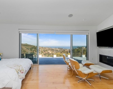 28405 Via Acero Street - Photo Thumbnail 17
