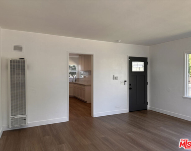 1160 N Fries Avenue - Photo Thumbnail 29