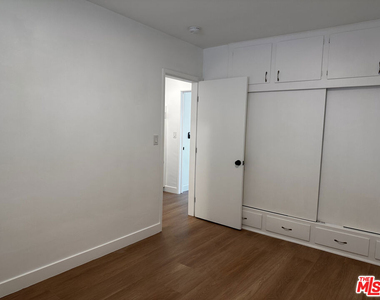 1160 N Fries Avenue - Photo Thumbnail 51