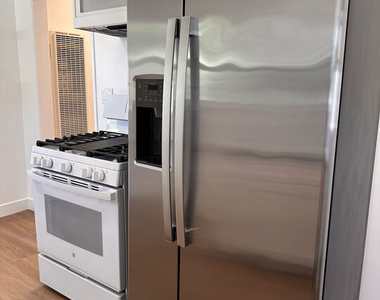 1160 N Fries Avenue - Photo Thumbnail 34