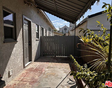 1160 N Fries Avenue - Photo Thumbnail 22