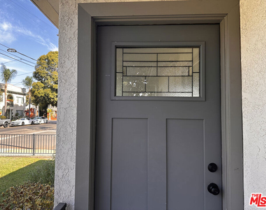 1160 N Fries Avenue - Photo Thumbnail 24