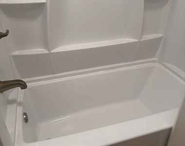 1160 N Fries Avenue - Photo Thumbnail 43