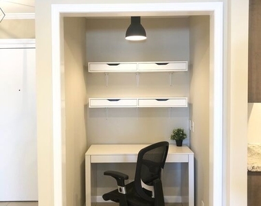 1250 N Kings Road - Photo Thumbnail 16