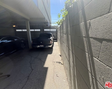 344 Indiana Avenue - Photo Thumbnail 33