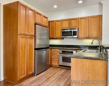 12671 Savannah Creek Drive - Photo Thumbnail 8