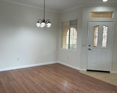 12671 Savannah Creek Drive - Photo Thumbnail 6