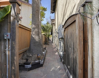 2706 El Rastro Ln - Photo Thumbnail 17