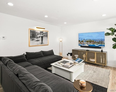 364 Pacific Ave - Photo Thumbnail 4