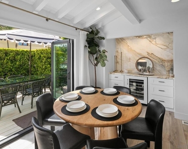 364 Pacific Ave - Photo Thumbnail 13