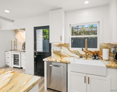 364 Pacific Ave - Photo Thumbnail 10
