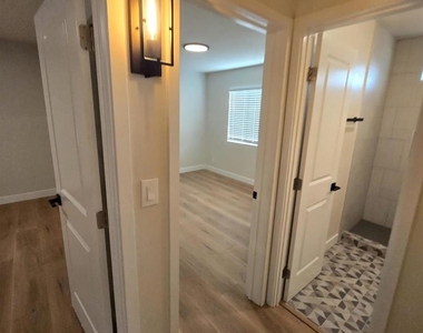 2130 E 5th St - Photo Thumbnail 14