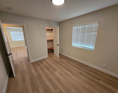 2130 E 5th St - Photo Thumbnail 25