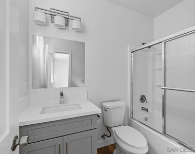 10347 Lipscomb Dr - Photo Thumbnail 11