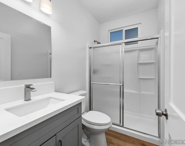 10347 Lipscomb Dr - Photo Thumbnail 13