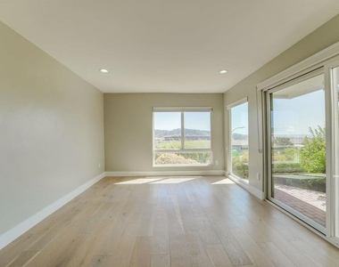 311 Shoemaker - Photo Thumbnail 8