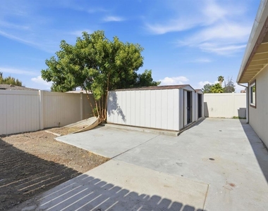 2386 San Bernardo Ave - Photo Thumbnail 13