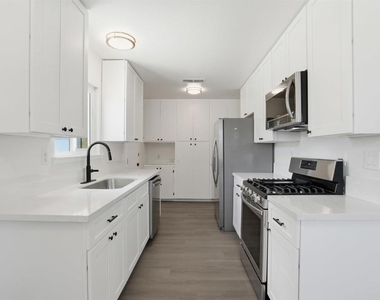 2386 San Bernardo Ave - Photo Thumbnail 2