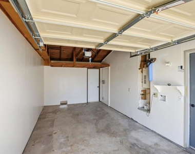 2386 San Bernardo Ave - Photo Thumbnail 15