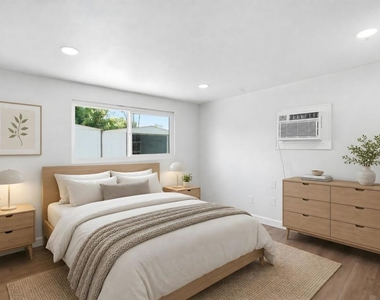 2386 San Bernardo Ave - Photo Thumbnail 10