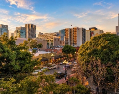 445 Island Ave - Photo Thumbnail 4