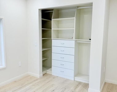 397 Nueve Court - Photo Thumbnail 13